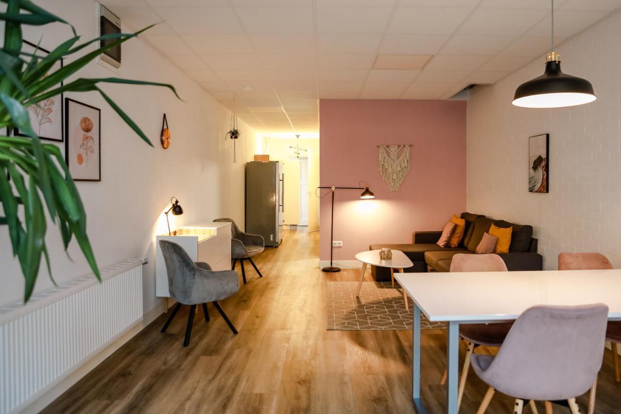 Ruim Appartement In Centrum Yerseke Exteriör bild